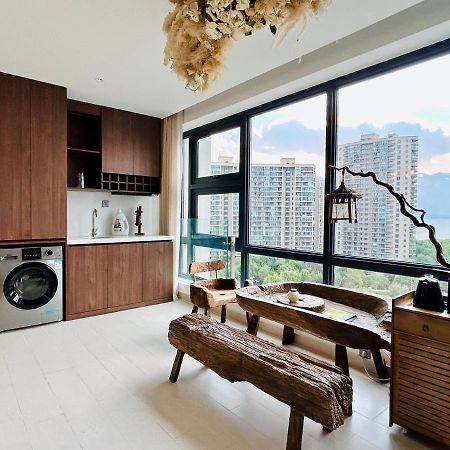 ホテルニンハウス レイク ビュー イン 大理市 エクステリア 写真